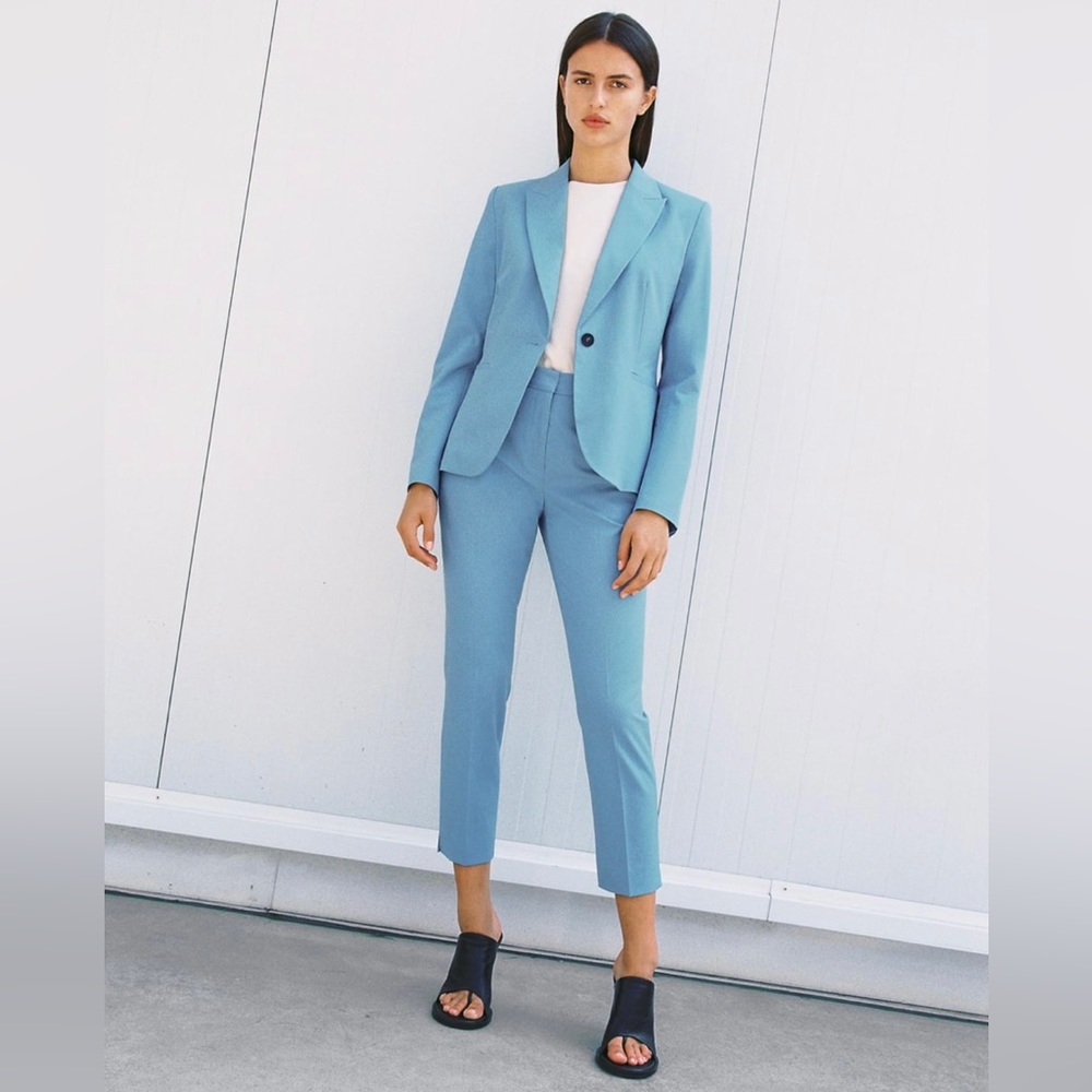 Zara ANKLE PANTS
LIGHT BLUE - REF. 2753/253